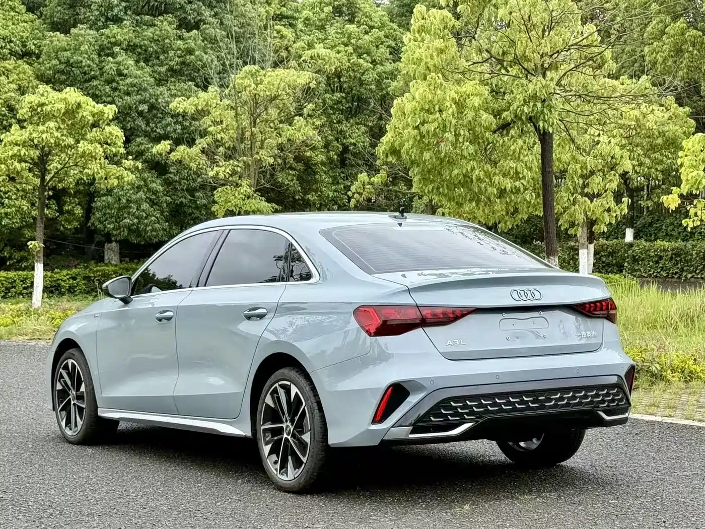 Audi A3 2025 Facelift A3L Limousine 35TFSI Flying Spur Premium фото 7