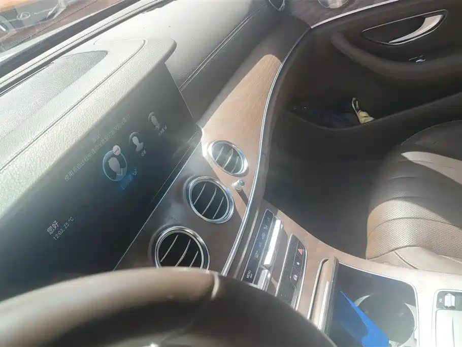 Mercedes-Benz E-Class 2023 Facelift E 300 L Premium фото 13