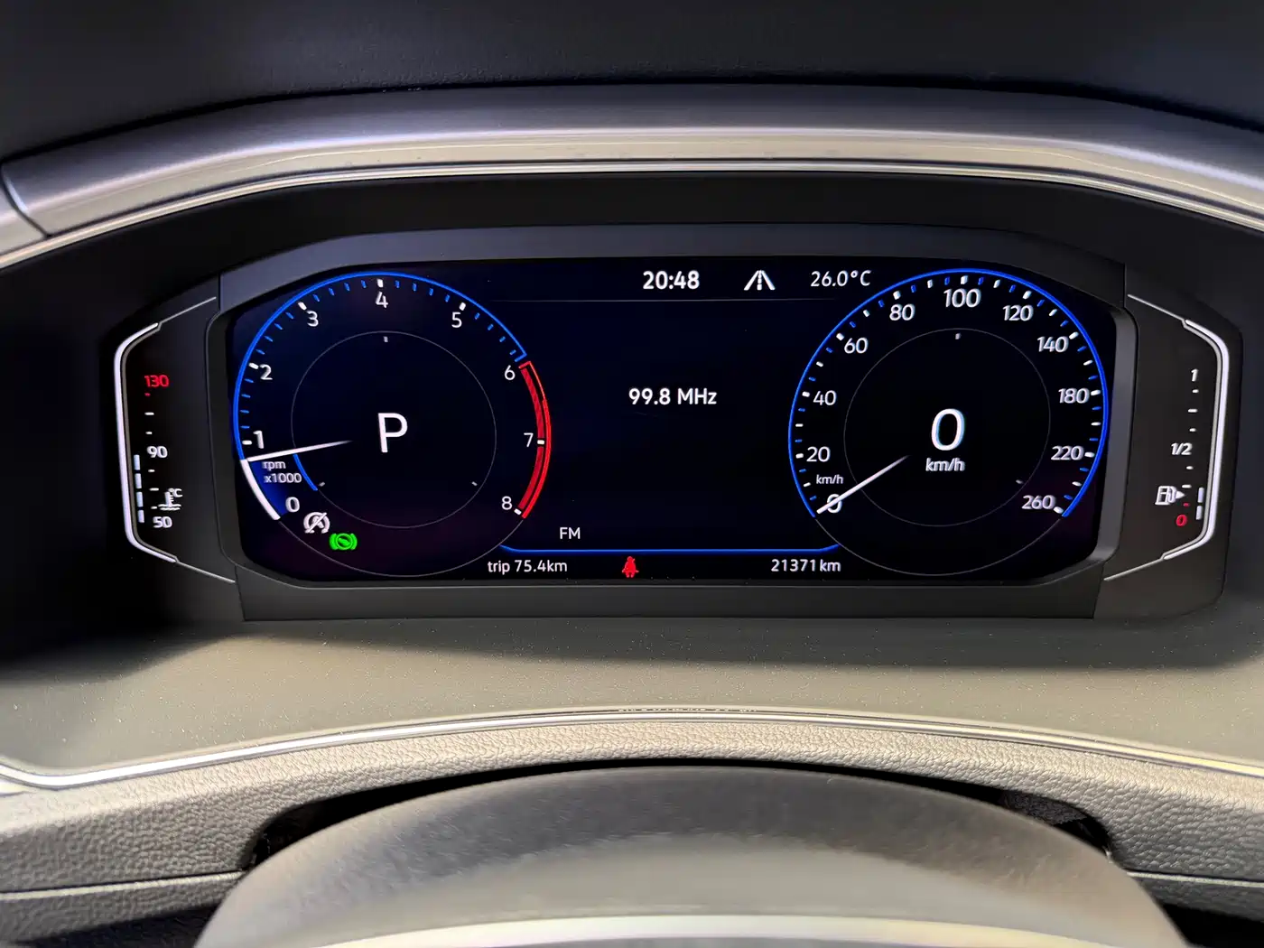 Volkswagen T-ROC 2022 280TSI DSG 2WD Elite PLUS фото 12