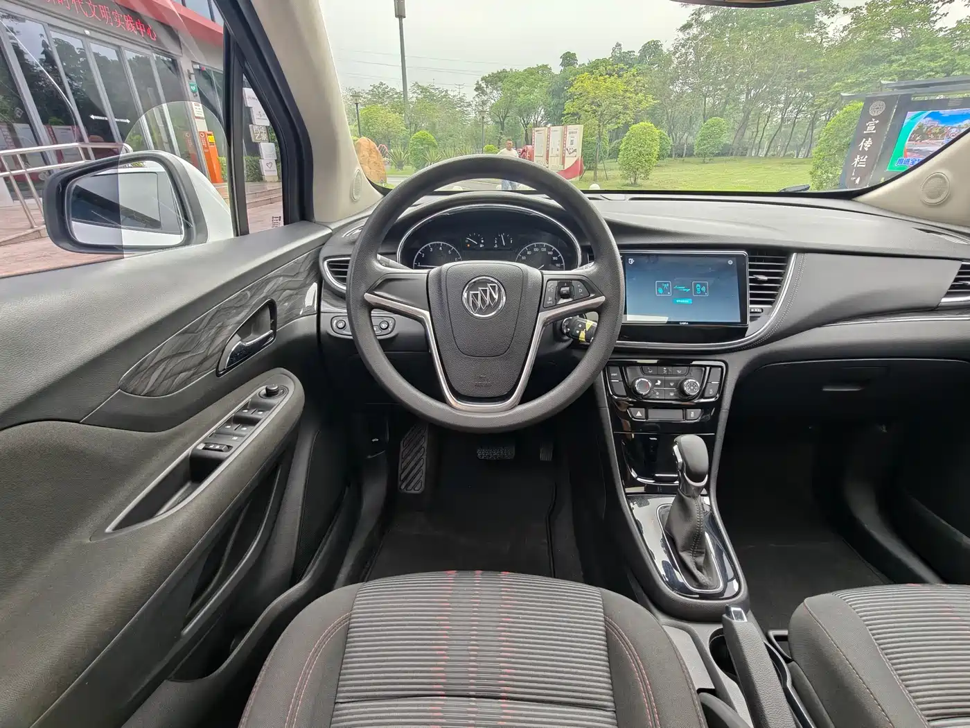 Buick Encore 2016 18T Automatic 2WD Urban Leading фото 12