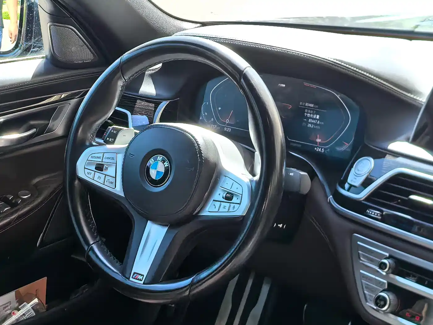 BMW 7 Series 2021 Model 740Li Leading M Sport Package фото 14