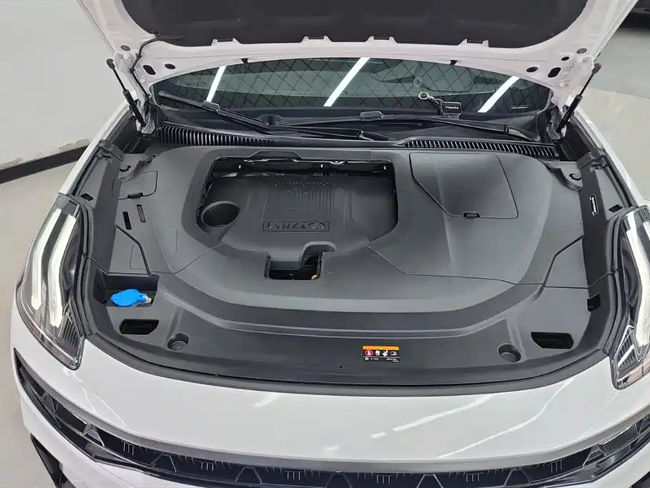 Lynk & Co 06 2023 Remix 1.5T Power Halo фото 10