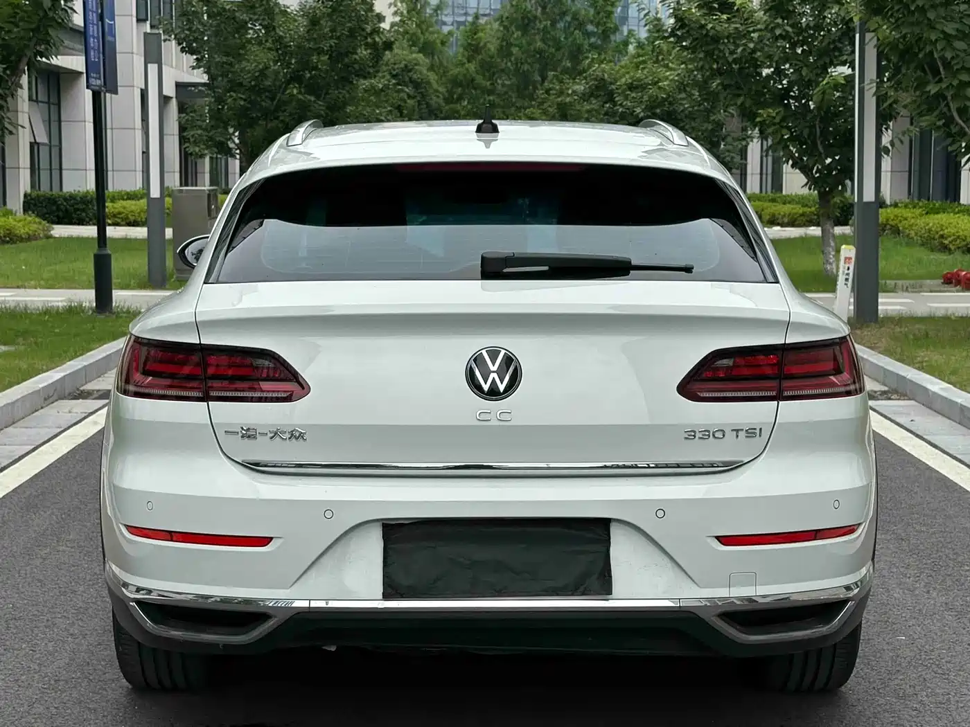 Volkswagen FAW-Volkswagen CC 2021 Shooting Brake 330TSI Hunter Edition фото 27