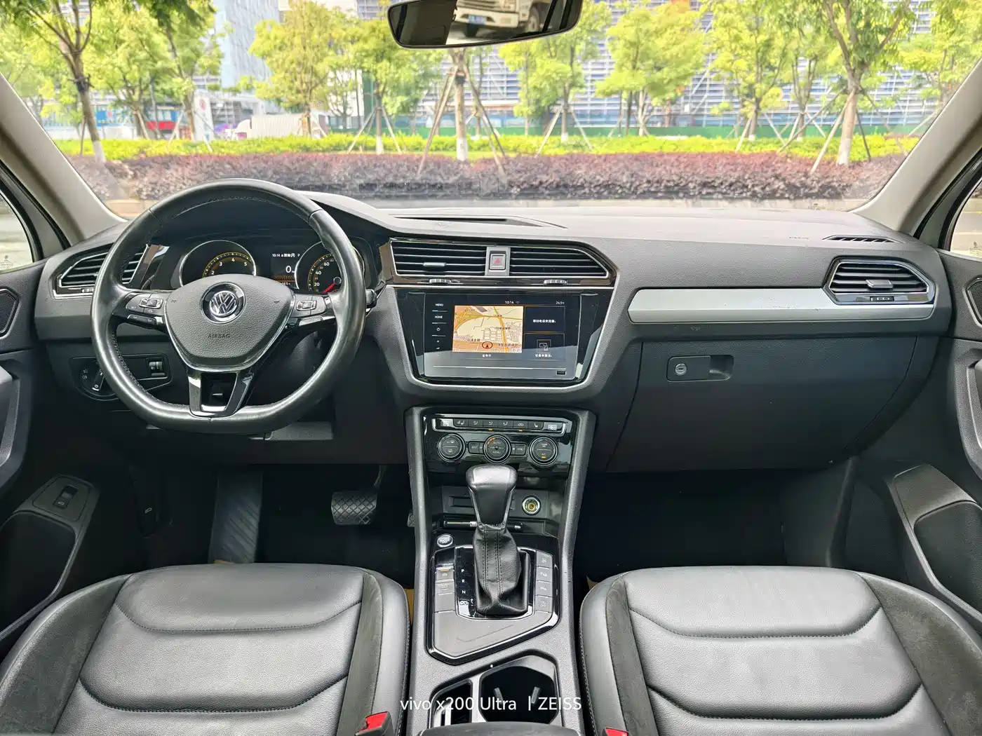 Volkswagen Tiguan L 2020 330TSI Auto 2WD Smart Luxury China VI фото 6