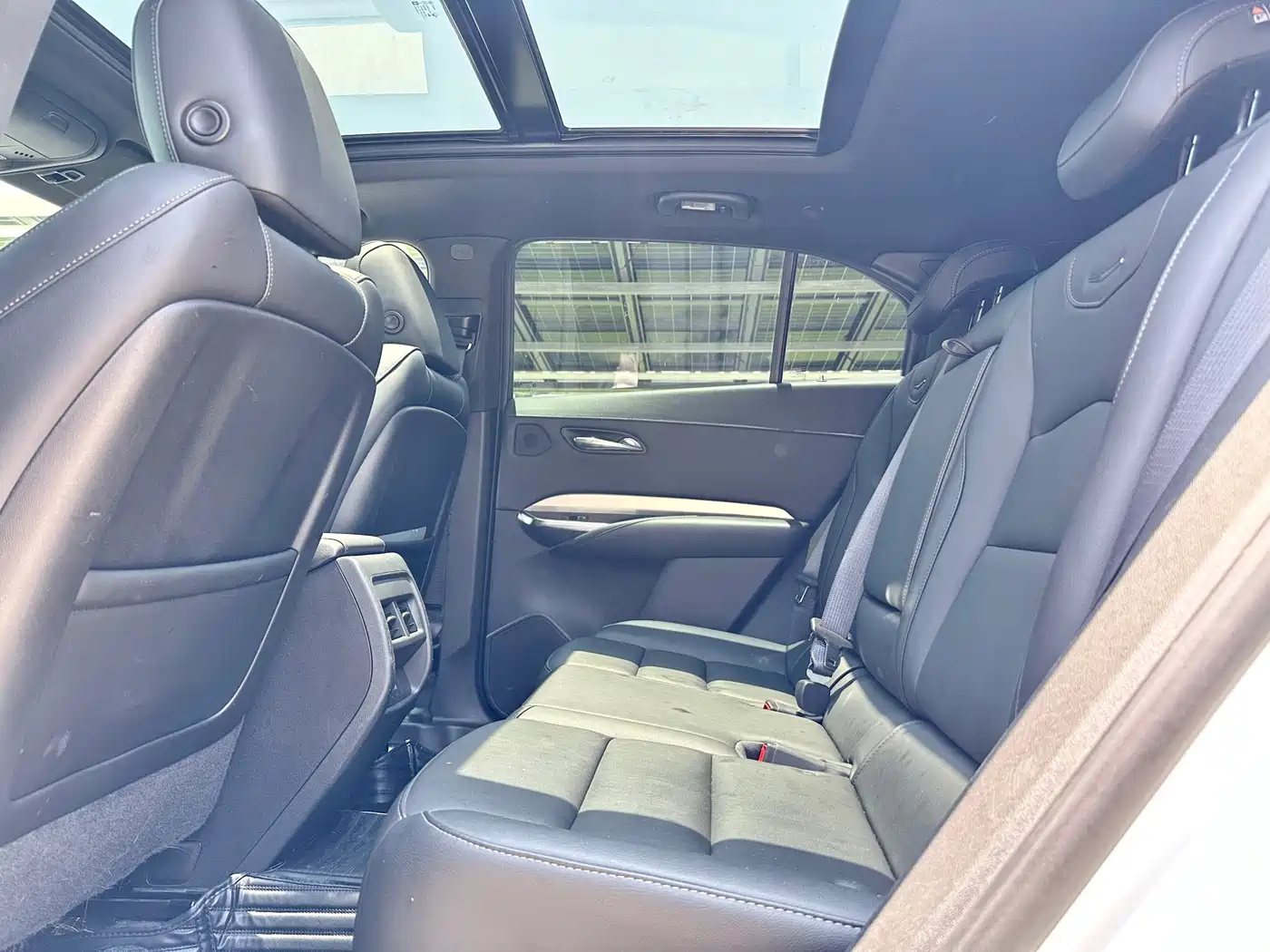 Cadillac XT4 2021 28T FWD Luxury Edition фото 12