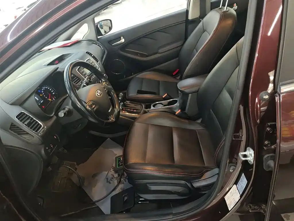 Kia K3 2016 1.6L Automatic GLS фото 11