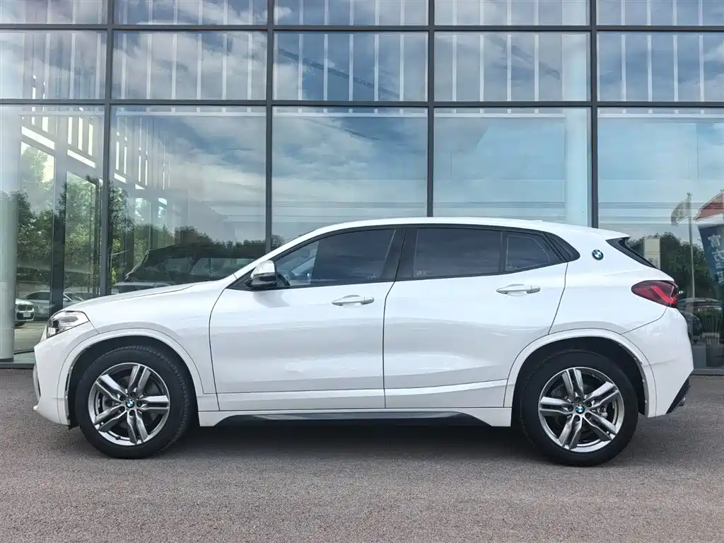 BMW X2 2021 sDrive25i M Sport Package фото 3