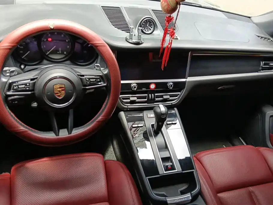 Porsche Macan 2023 Macan 2.0T фото 12
