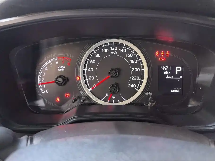 Toyota Levin 2021 185T CVT Progressive Edition фото 14
