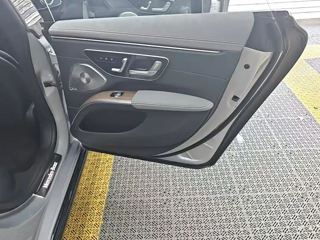 Mercedes-Benz EQS 2023 450+ Pioneer Edition фото 19