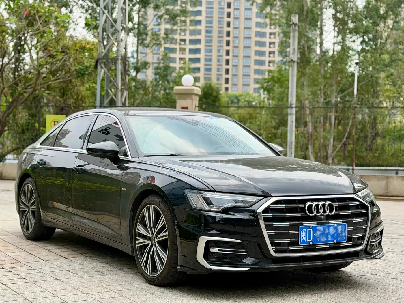 Audi A6L 2023 45 TFSI Premium Selection Dynamic фото 3