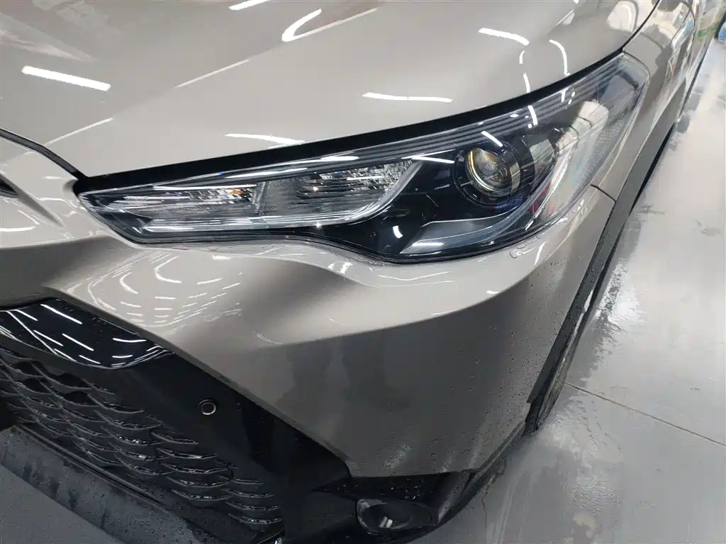Toyota Frontlander 2023 2.0L CVT Elite Edition фото 24
