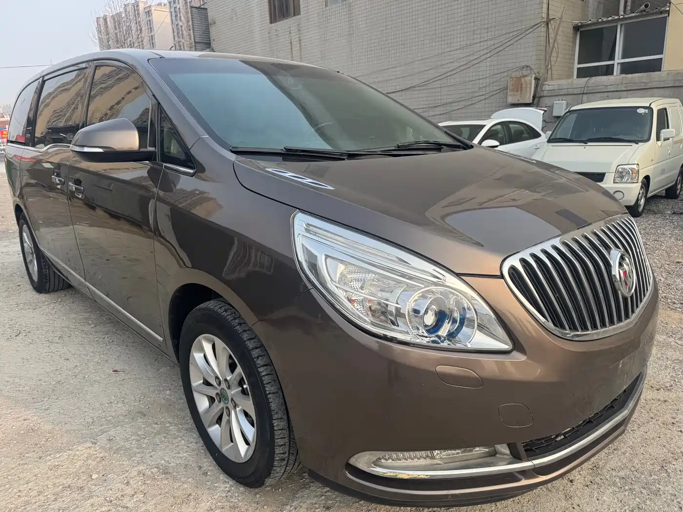 Buick GL8 2013 3.0L XT Luxury Business Flagship Edition фото 3