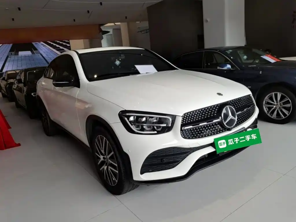 Фото 4 - Mercedes-Benz GLC Coupe