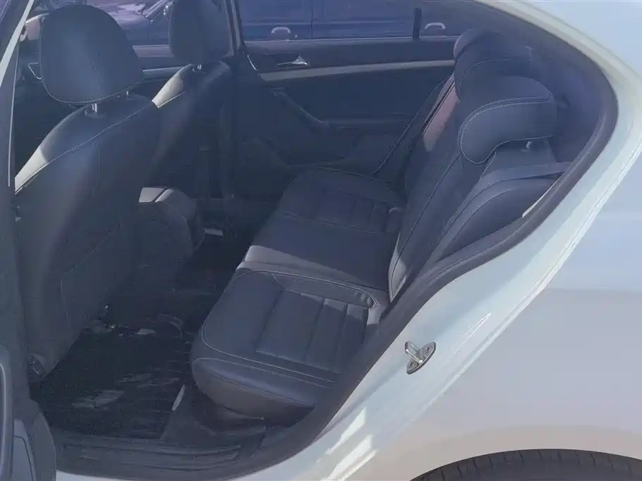 Volkswagen Lavida 2017 230TSI DSG Comfort Edition фото 11
