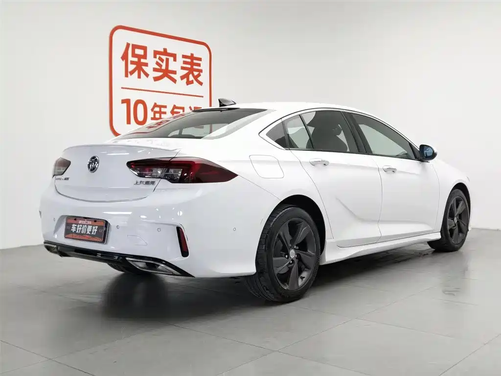 Buick Regal 2017 GS 28T Luxury Model фото 2
