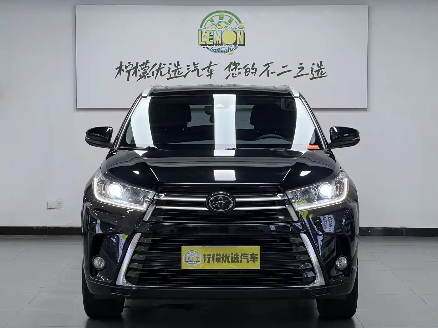 Toyota Highlander 2018 2.0T 4WD Premium 7-seater China VI фото 2