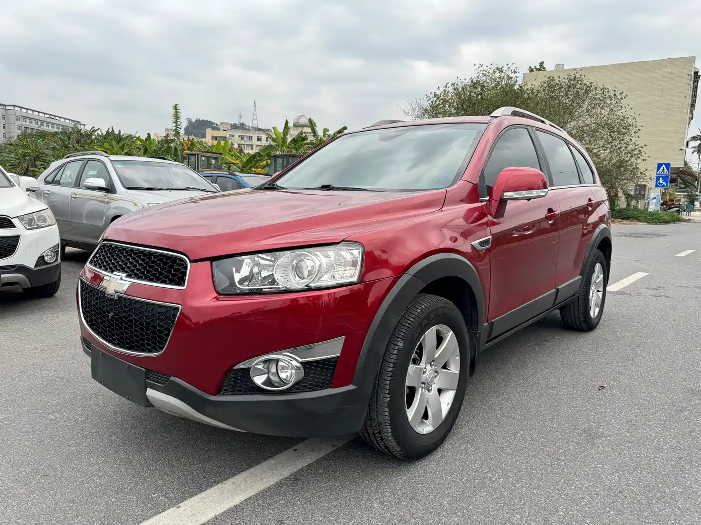 Chevrolet Captiva 2014 2.4L 2WD Urban 7-seater