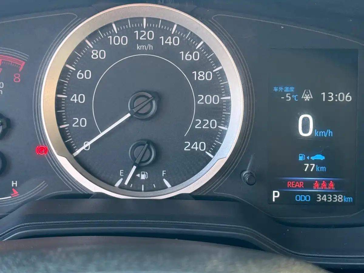 Toyota Corolla 2022 1.2T S-CVT Pioneer PLUS Edition фото 9