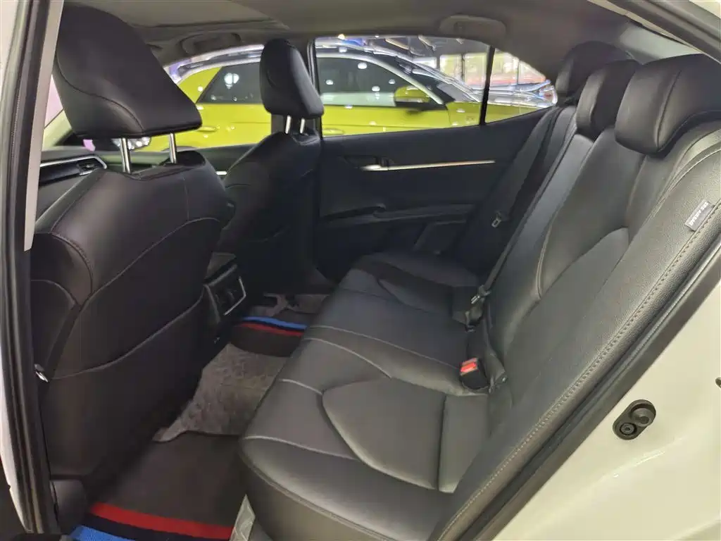 Toyota Camry 2021 2.0G Luxury Edition фото 11