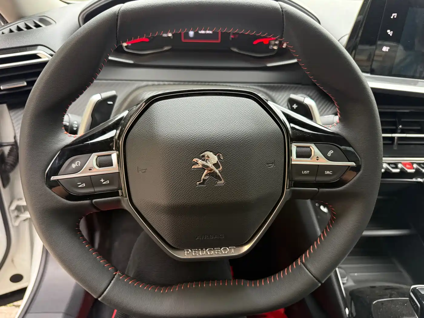 Peugeot 2008 2022 230THP THE ONE фото 9