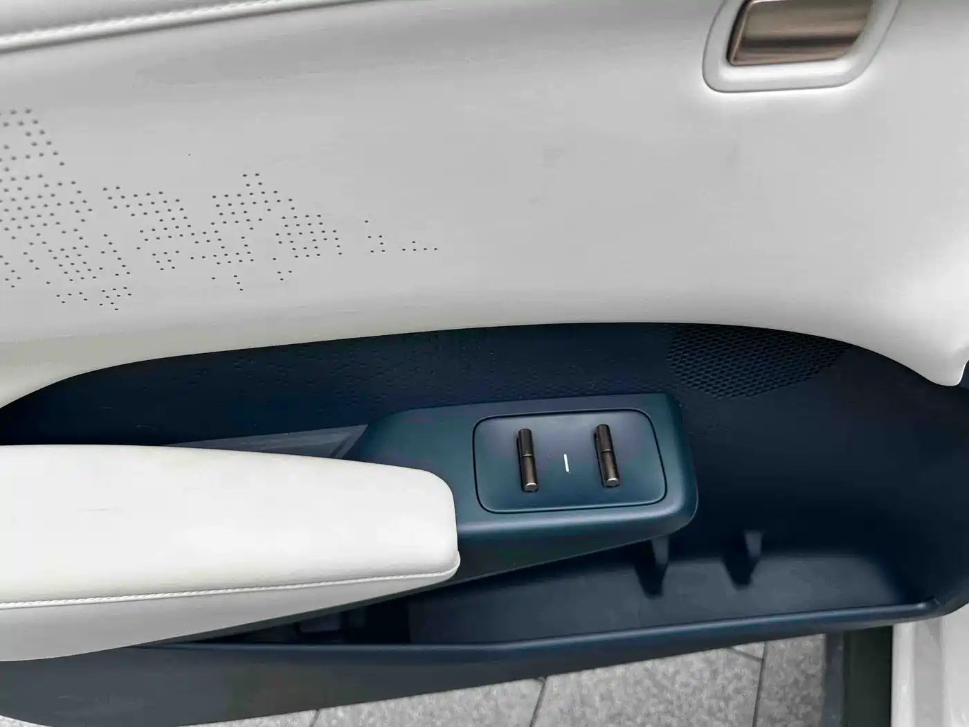 ZEEKR EXTREME KRYPTON X