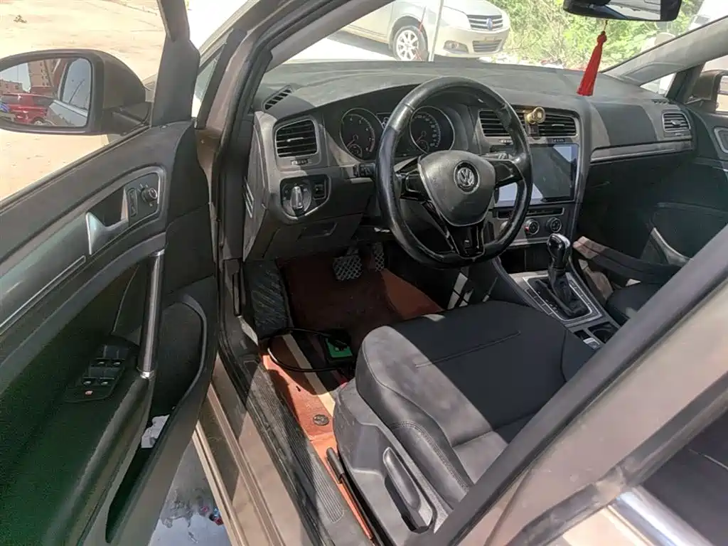 Volkswagen Golf 2015 1.4TSI Automatic Comfort фото 16
