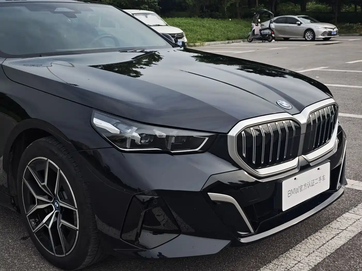 BMW i5 2024 eDrive 35L M Sport Package фото 9