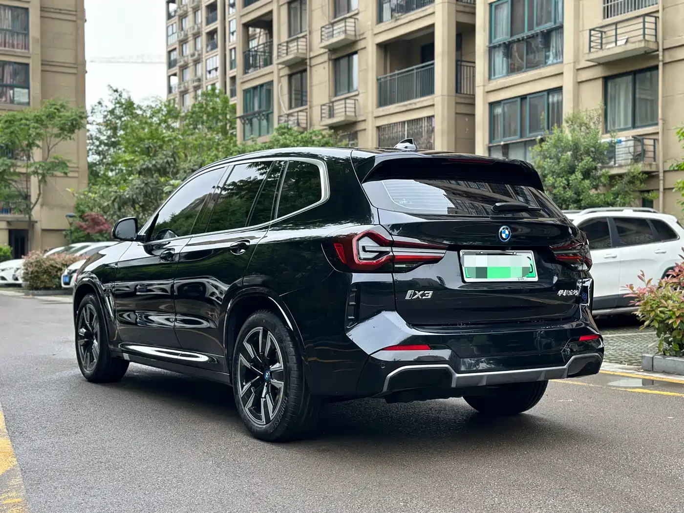 BMW iX3 2023 Leading Type фото 8