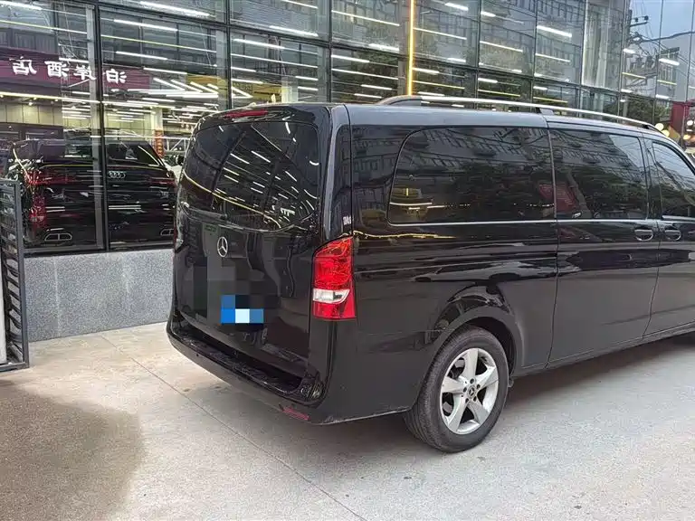 Mercedes-Benz Vito 2020 2.0T Business Edition (7-seater) фото 4