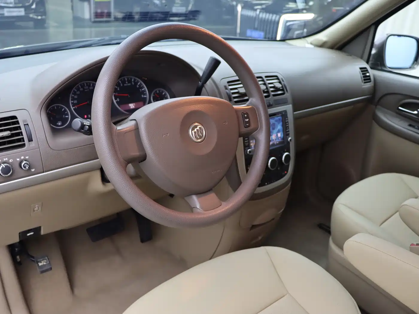 Фото 6 - Buick GL8
