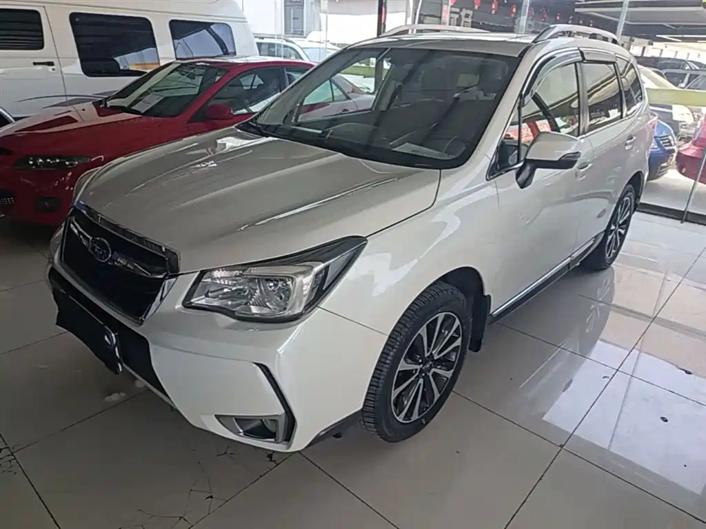 Subaru Forester 2016 2.0i Fashion Navigation Edition