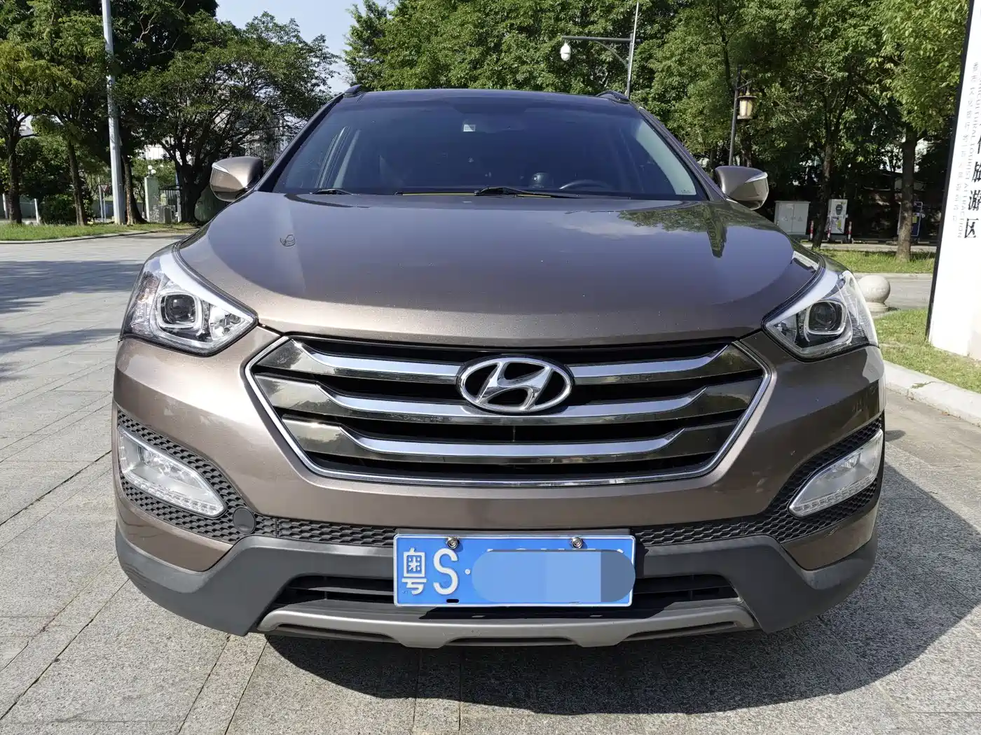 Hyundai Santa Fe 2013 Model 2.4L Automatic 2WD Smart фото 2