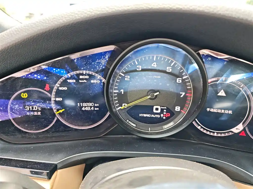 Porsche Cayenne New Energy 2019 Cayenne E-Hybrid 2.0T фото 14