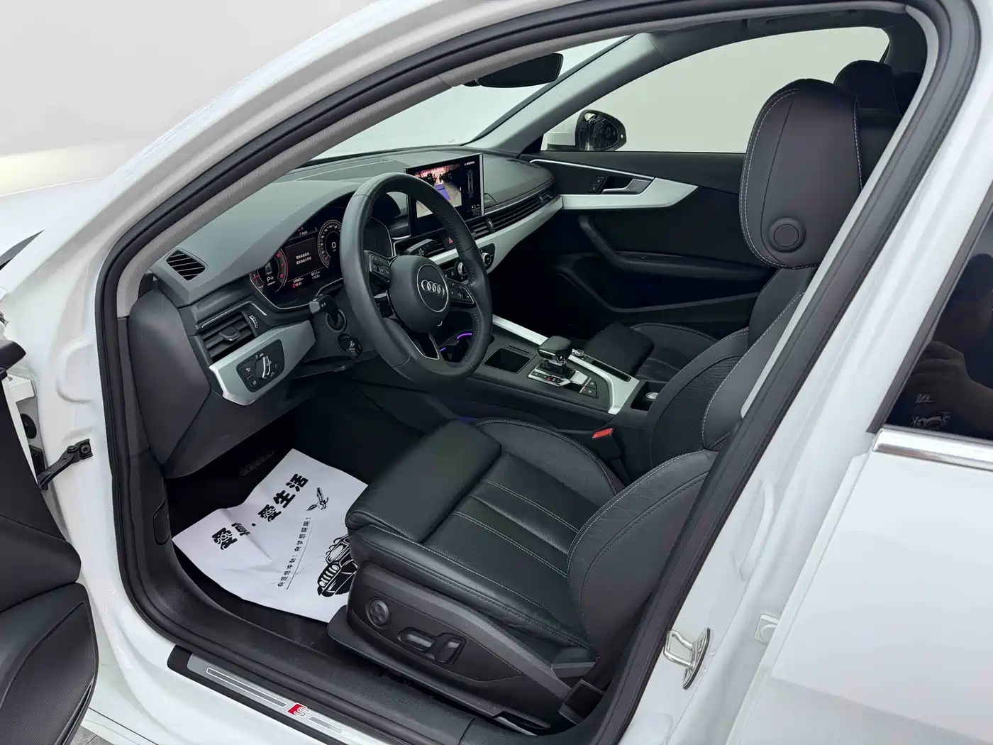 Audi A4L 2020 40 TFSI Fashion Dynamic Edition фото 16