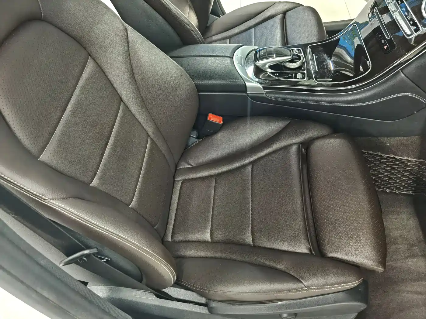 Mercedes-Benz GLC 2017 GLC 260 4MATIC Luxury фото 9
