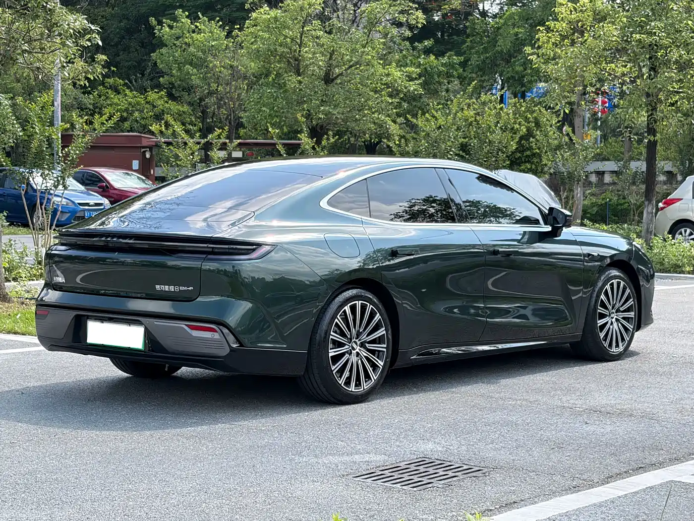 Geely Galaxy Galaxy Xingyao 8 2025 130km EM-P Starship Edition фото 3