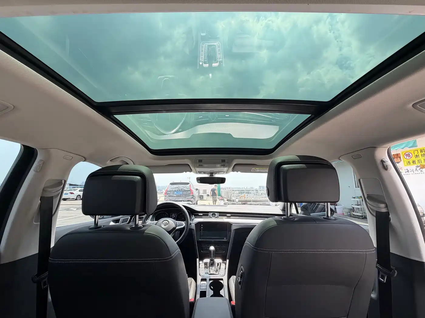 Volkswagen Magotan 2020 330TSI DSG Leading фото 12