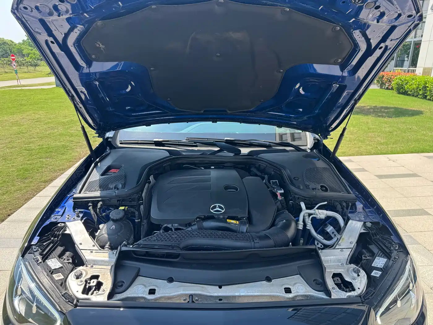 Mercedes-Benz E-Class 2021 E 300 L Fashion фото 32
