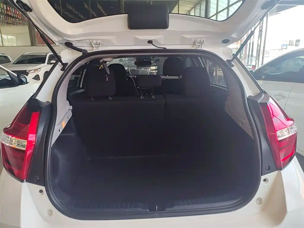 Toyota Vios FS 2017 1.5L CVT Fengchi Edition фото 19