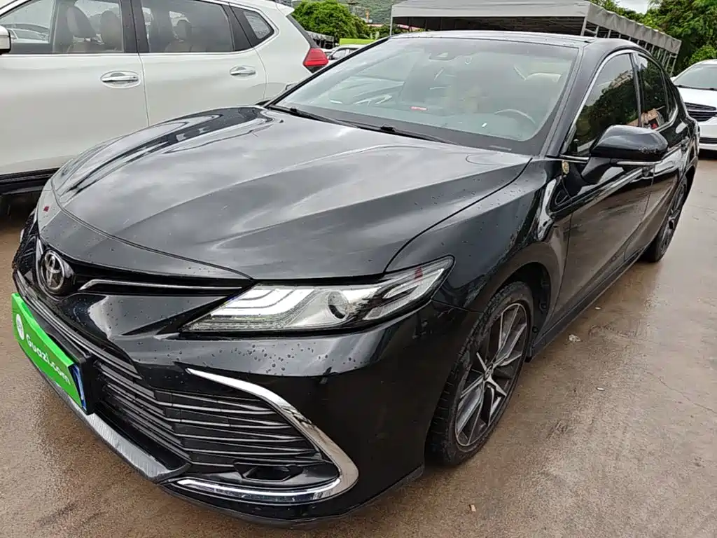 Toyota Camry 2021 2.5G Luxury Edition