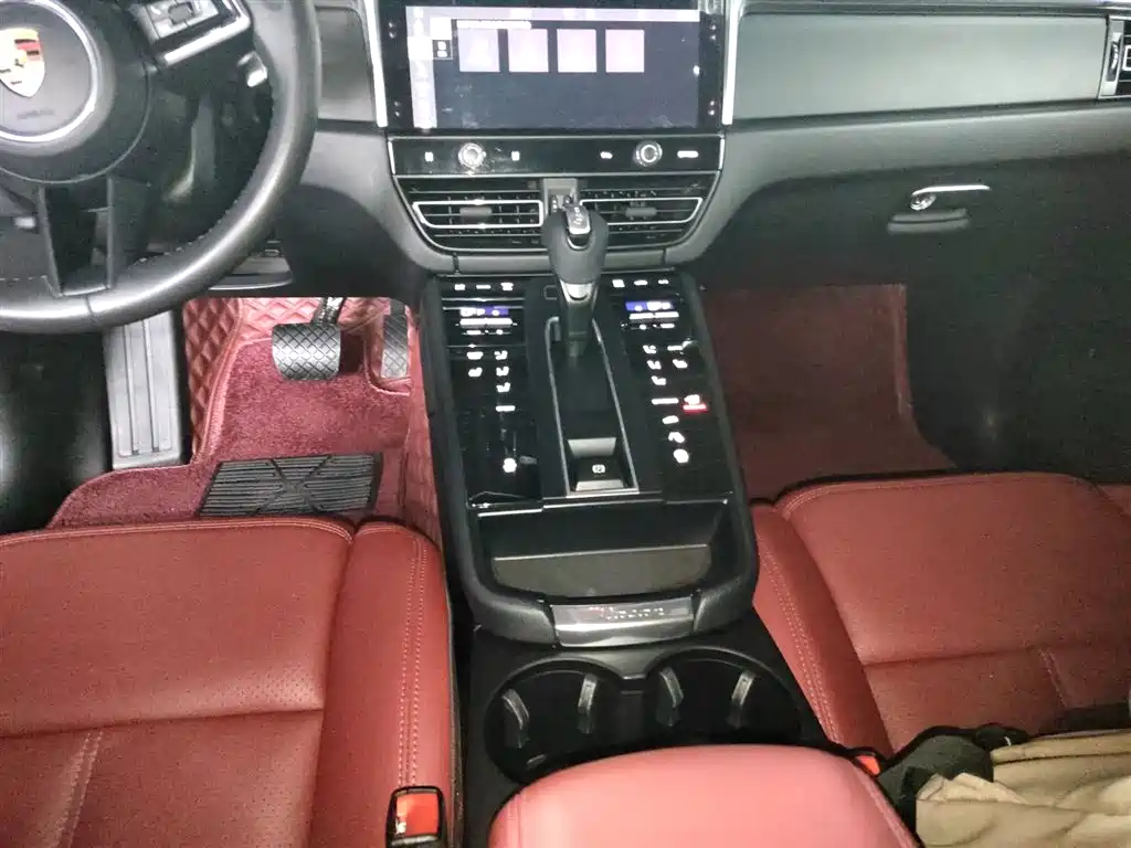 Porsche Macan 2022 Macan 2.0T фото 14