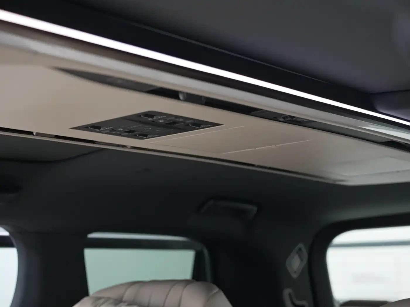 Toyota Alphard 2024 Hybrid 2.5L Prestige Edition фото 12