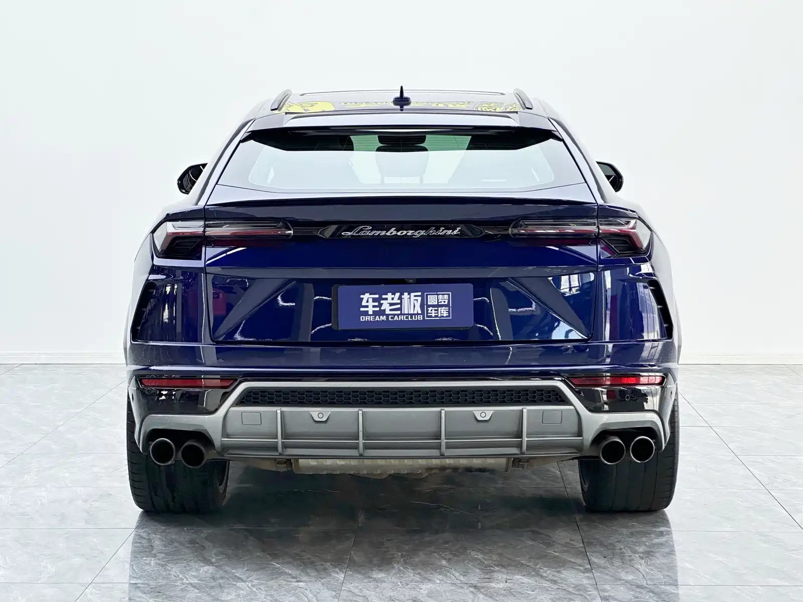 Фото 5 - Lamborghini Urus