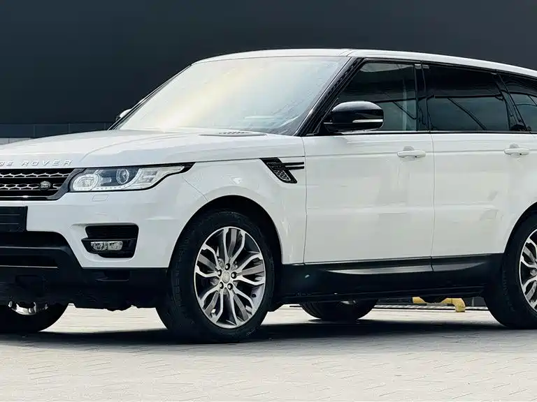 Land Rover Range Rover Sport 2015 3.0 SC V6 HSE DYNAMIC фото 3
