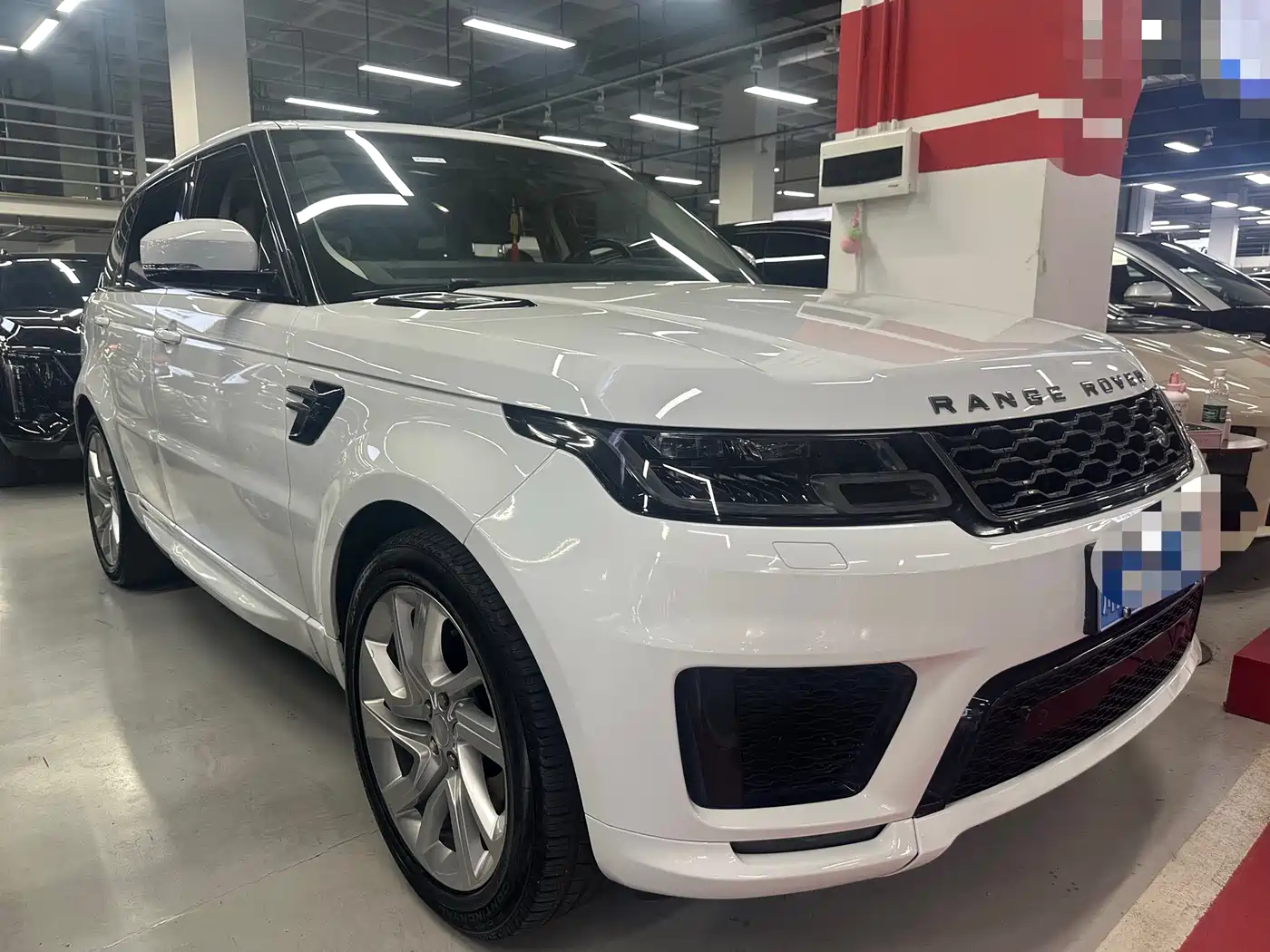 Land Rover Range Rover Sport 2018 3.0 SC V6 HSE DYNAMIC фото 3