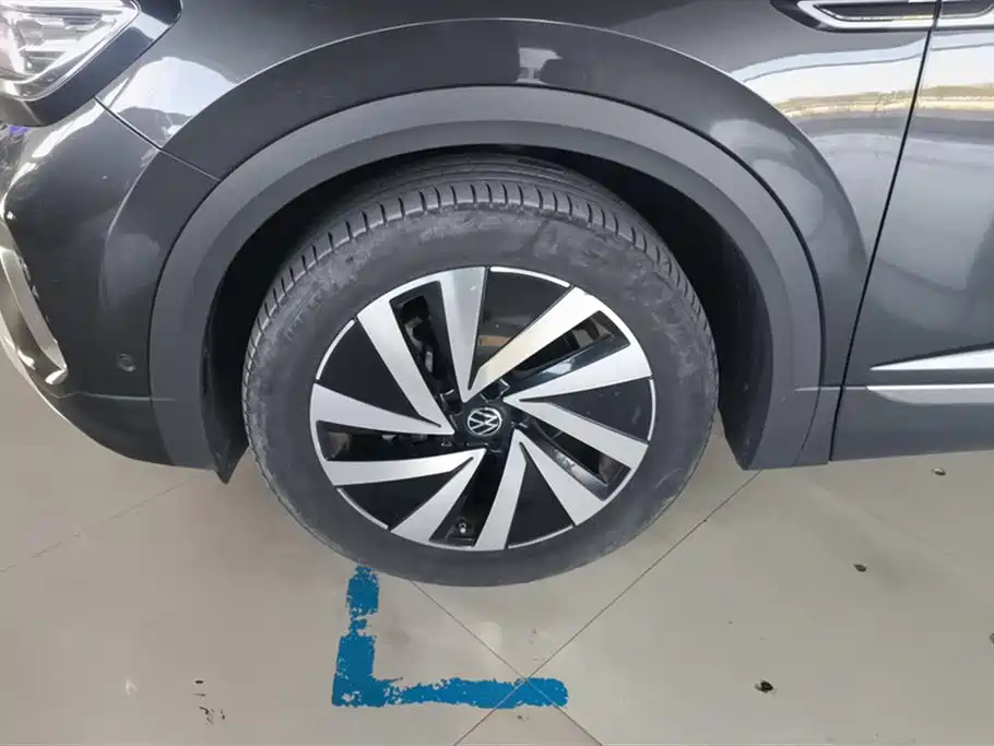 Volkswagen Talagon 2022 380TSI 4WD Luxury Premium Pro Edition 7-Seater фото 6
