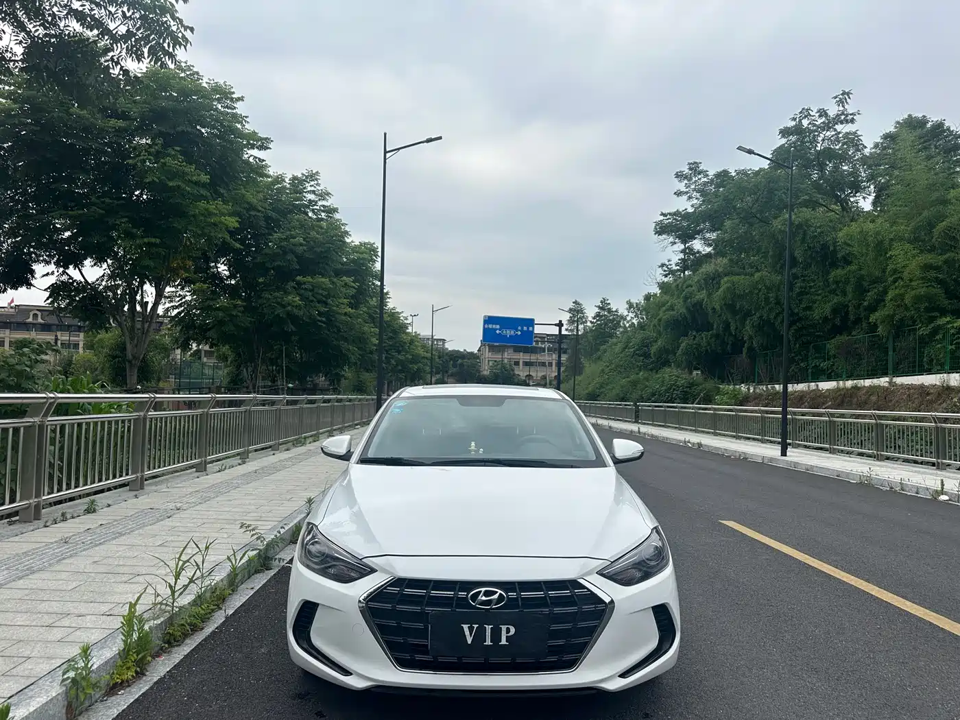 Hyundai Elantra 2020 1.5L CVT Smart Style·Elite фото 2