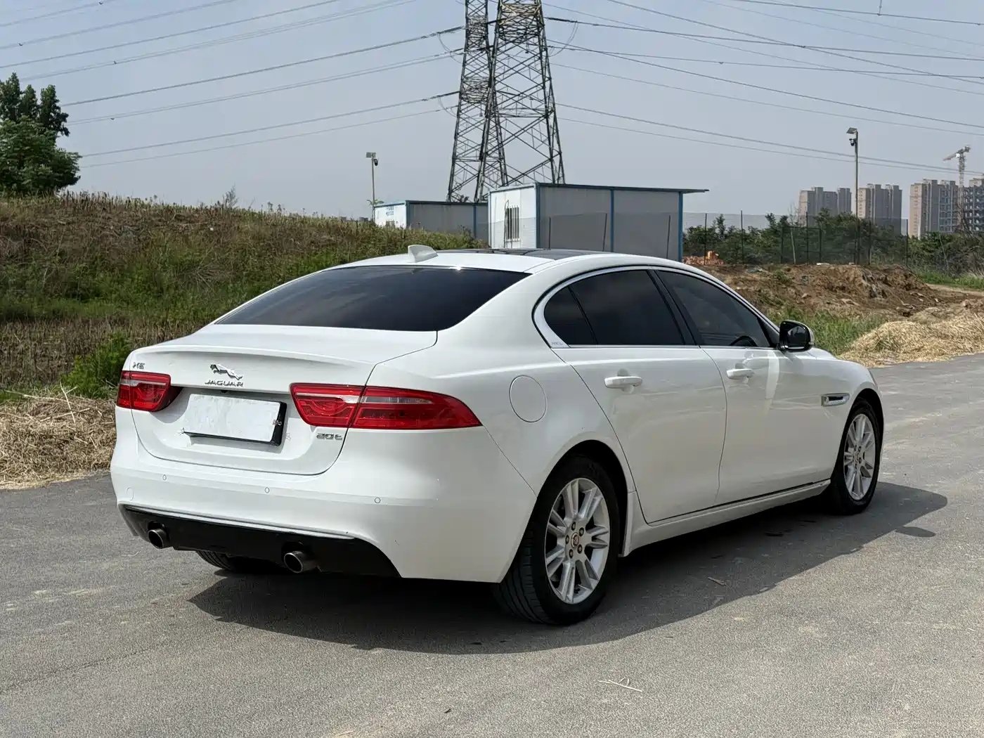 Jaguar XEL 2019 2.0T 200PS Luxury фото 9
