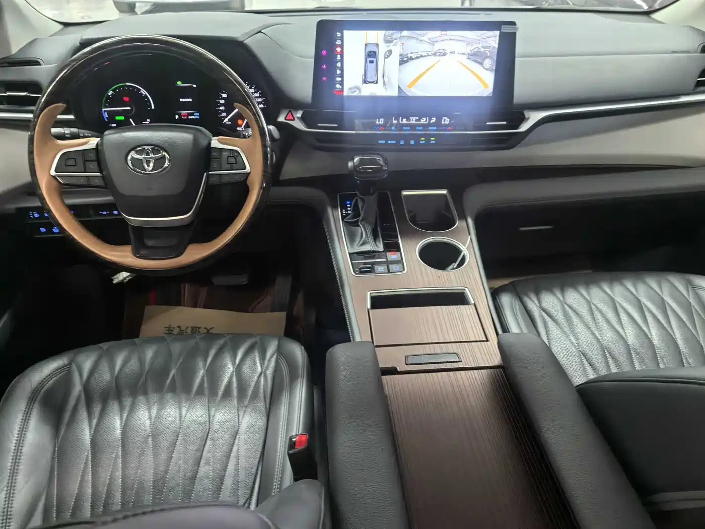 Toyota Sienna 2021 2.5L Hybrid Comfort Edition фото 9